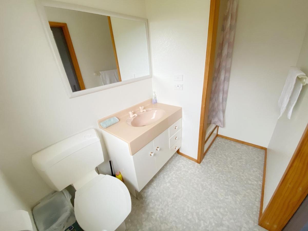 Lake View Family Lodge Up Tp 14 People Rotorua Eksteriør billede