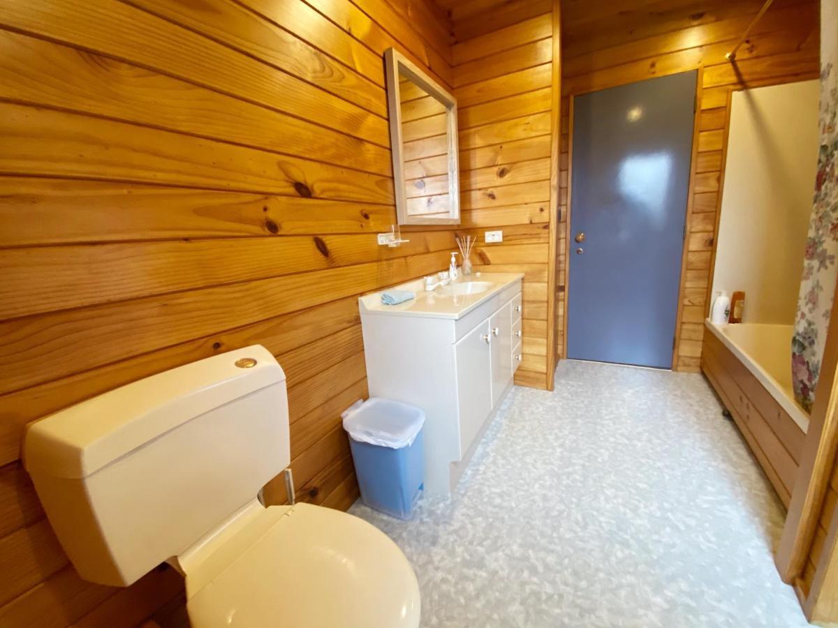 Lake View Family Lodge Up Tp 14 People Rotorua Eksteriør billede